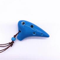 Mini 6 Holes Alto C Ocarina Black Ceramic Pottery Flute Wearable Necklace Instrument for Casual Entertainment Holiday Party šviesiai mėlyna spalva