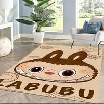 Labubu veikėjų kolekcijos kvadratiniai kilimai yra puikus pasirinkimas svetainėms, miegamiesiems, namų dekoravimui ir kaip dovanos. 80cmx120cm