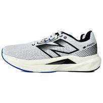 New Balance NB FuelCell Propel V5 žemi bėgimo bateliai Vyriški Pilki MFCPRLS5 41.5 white