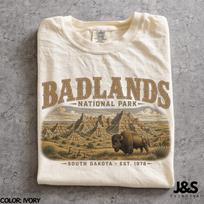 Badlands National Park Shirt, South Dakota National Park Tee, Vintage Bison Desert Landscape Tshirt, Western Hiking Gift M white