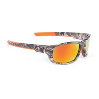 Outdoor Sports Sunglasses Polarized Lens Cycling Glasses UV Protection Lightweight Frame Durable Design Suitable for Various Activities One Size raudona