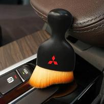 Automobilio salono valymo šepetėlis - Mitsubishi