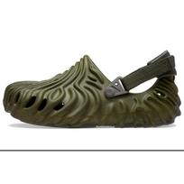 Salehe Bembury x Crocs Pollex Clog Cucumber Unisex Sneakers Green Army-Green 207393-309 37-38 gray