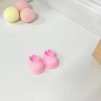 Designed For Labubu 4.0 Minin Dolls Clothes Striped Strawberry Pleated Skirt Cap Shoes DIY 10cm Labubu V4 Gown Up Replace Clothing Accessories beige