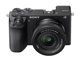 Sony Alpha ILCE-6700 beveidrodis fotoaparatas su SELP 16-50mm objektyvu, juodas