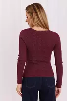 Bordo spalvos rumbuotas megztinis Italy Moda