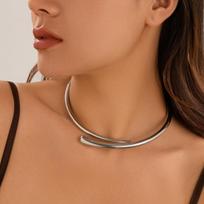 KunJoe Luxury Smooth Surface Hug Open Torques Necklace for Women Elegent Gold Color Metal Choker Collar Chain Wedding Jewelry Silver Color brown