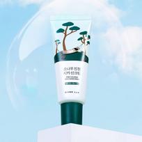 ROUND LAB Pine Calming Cica Sunscreen SPF50+ PA++++ 40ml Soothing Hydrating UV Protection for Sensitive Skin white