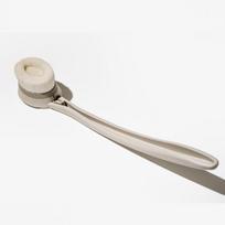 Kumano Brush Body Brush with Gently cleanses back acne and Made in Japan by Muragishi Rokkakukan Sakurado ROTD-8 ROTUNDA® 2-way [Firm Touch] Handle. pilka spalva