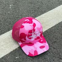 Rožinės Camouflage Grafiti Siuvinėta Tinklinė Kepurė-Snapback, Vasarinė Kvėpuojanti Kepurė su Lenktu Skydeliu, Vyriška ir Moteriška Atsitiktinė Universali Kepurė pink