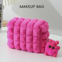 Large Capacity Plush Makeup Bag with Pom Pom, Soft Touch Pink Cosmetic Bag for Travel & Home Use, Cute & Practical Design for Women rožinė raudona spalva