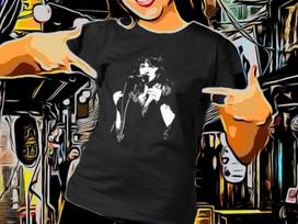 Ann Wilson Heart T-shirt, Female Rock Singer Portrait Tee | Stencil Graphic T-Shirt | Women Who Rock series. S gray