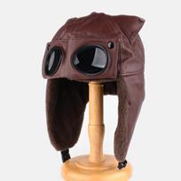 Cat-ear leather pilot hat, winter warm ear-covering hat, outdoor cycling hat One size fits all tamsiai raudona spalva