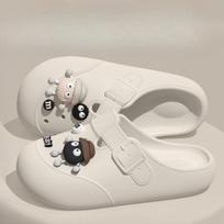The New Style of Flip-flops Semi-flip-flops and Crocs Are Worn Over Women's Shoes Fits 39-40 balta