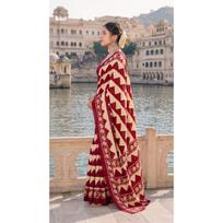 New Launch – Premium Mulmul Cotton Zigzag Hand Block Print Saree gray