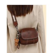 Bag women's autumn and winter new messenger bag underarm bag high-end leather women's shoulder small bag luggage beige