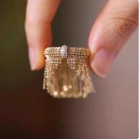 Celebrity Temperament Heavy Industry Imitation Gold Ring Light Luxury High Design Ring beige