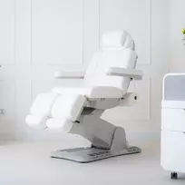 Elektrinis podologijos krėslas su nepriklausomomis kojų atramomis Habys Evia Lift P, baltas