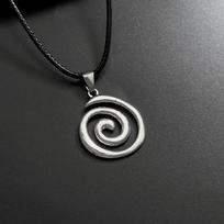 Vintage Spiral Vortex Pendant Necklace Hand-woven Leather Rope Necklace for Women Boho Goth Necklace Fashion Y2K Jewelry gray