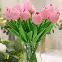 Tulip Artificial Flowers in High-End Vase for Dining Table, Living Room Decor, Event & Wedding Ornaments.