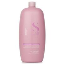 ALFAPARF Semi Di Lino Moisture Nutritive Leave-in Conditioner (Dry Hair) 1000ml/33.8oz white