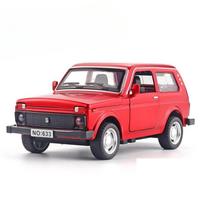 1:32 LADA NIVA Retro Car Model, Die-Cast Metal, Exquisite and Compact Pocket Car, Beautiful Collectible, Home Decoration raudona