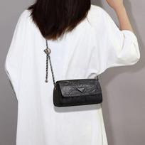 Bag 2026 new leather messenger women's bag feeling portable shoulder light luxury pillow bag chain bag gray