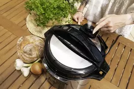 Concept CK8001 daugiafunkcis puodas 5,6 L 1000 W Juoda, Nerūdijančiojo plieno