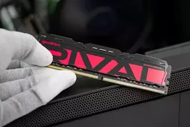 Goodram *DDR4 Rival Radiant 16GB (2* 8)/3200 CL16 Red atminties modulis 2 x 8GB 3200 MT/s 288-pin DIMM