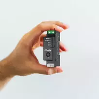 Shelly Qubino Wave Pro 2PM​ elektros relė Juoda