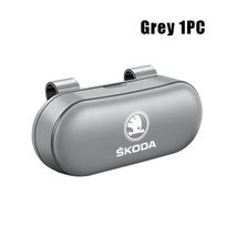 Automobilio skydelio nuo saulės akinių laikiklis dėklas Akinių dėžutė Skoda Kamiq MK3 Roomster Rapid Kodiaq Karoq Fabia Enyaq gray