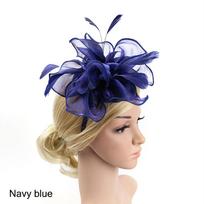 Skrybėlė Vestuvės Karališkosios Askoto lenktynės Fascinatoriai Kokteilių ar arbatos vakarėliui Plunksnų ir gėlių galvos juosta Galvos apdangalas Navy blue blue