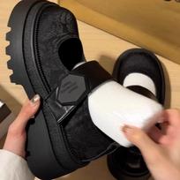 New Chinese Embroidery Black Mary Jane Shoes Women's Spring and Summer New Small Raise the Bottom with Skirt Pumps 40 juoda
