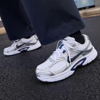 Nike V5 RNR Metallic Silver Midnight Navy (Women's) 40 gray