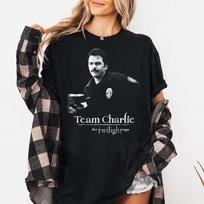 2026 Charlie Swan Shirt Twilight Billy Burke Charlie Teams New Season Casual Tshirt Suitable for Both Unisex and Women XL black