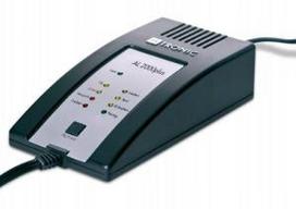Akumuliatorių įkroviklis AGM Li-Ion 12V 2A