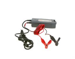Automobilio akumuliatoriaus įkroviklis 12V BOSCH