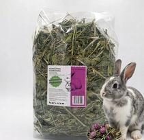 Džiovinti raudonųjų dobilų skanėstai triušiams, jūrų kiaulytėms ir graužikams, 1 kg