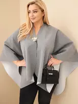 Moteriška Plus Size pončo narzutka su sage, pilkos spalvos