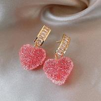 1 Pair Fashionable Cute Pink Heart Shaped Pendant Women's Earrings Fashionable Cute Sweet Crystal Jewelry Girl Gift AVE brown