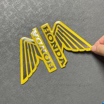 Tinka Honda Logo sparnams Aliuminio lipdukas Metalinis lipdukas Automobilio modifikacija 3D lipdukai Lipdukai Kuro bako lipdukai geltona