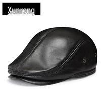 Men's Winter Genuine Leather Beret: Warm Duckbill Flat Cap for Seniors XXL (60-61cm) juoda