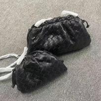 Nauja moteriška klostuota koldūno formos rankinė iš natūralios odos, debesies formos rankinė, pintas karvės odos rankinė per petį, crossbody rankinė, Ashi Ge to paties stiliaus Weaving small size: 22 x 12 x 7CM gray