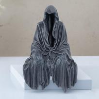 Gothic Grim Reaper Statue Black Robe Nightcrawler Garden Ornament Resin Craft Home Decor Miniature Model juoda