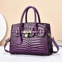 Premium niche crocodile pattern messenger bag versatile new portable shoulder women's bag violetinė