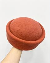 Winter new beret banquet top hat women wool hat autumn and winter elegant fashion medicine box hat M（56-58cm） oranžinė