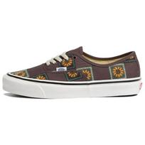 Vans Authentic 44 DX Granny Check - Šokoladiniai Unisex Kedai Rudo Šokolado-Rudo VN0A7Q5CCHC 40.5 white
