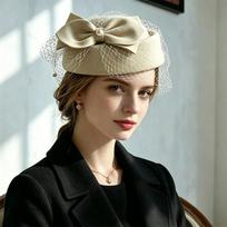 French Style Mesh Topper Hat Elegant Woolen Beret Woolen Top Hat Airline Stewardess Caps  Live Show smėlis