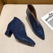Fahsion Chelsea Boots Moteriški rudens gyvatės modelio trumpi batai V išpjova smailiu storu kulnu 40 mėlyna