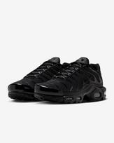 DM2362-002 Nike Women's Air Max Plus Triple Black (Women's) 5W black